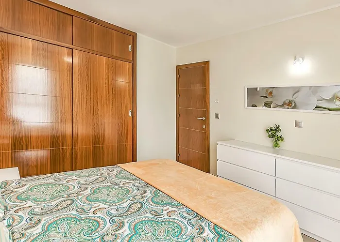 Daire En Alcala, Con Aparcamento, Con Aircondicionador *